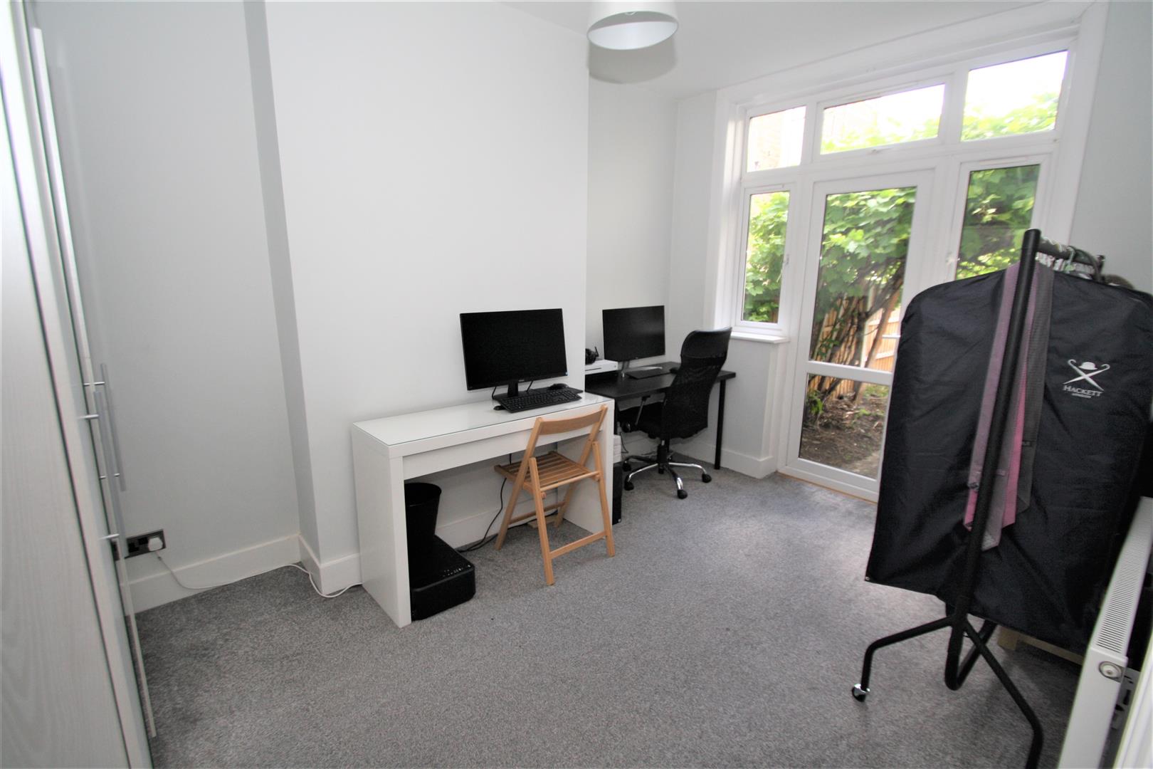 Appointmoor St. Helens Road, WestcliffOnSea